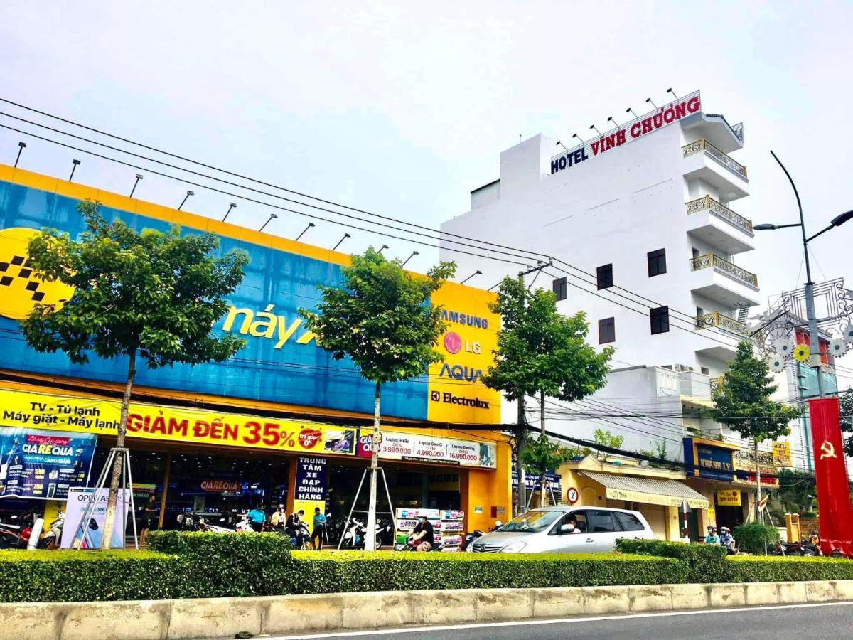 ホテル Khach San Vinh Chuong ソクチャン エクステリア 写真